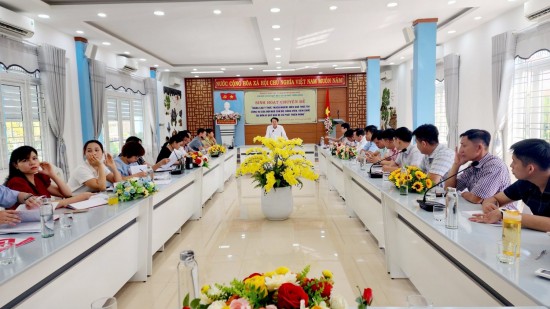 Sinh hoạt chuyên đề “Nâng cao ý thức trách nhiệm, hiệu quả thực thi công vụ của đội ngũ cán bộ, đảng viên, viên chức tại đơn vị Quỹ Bảo vệ và phát triển rừng”