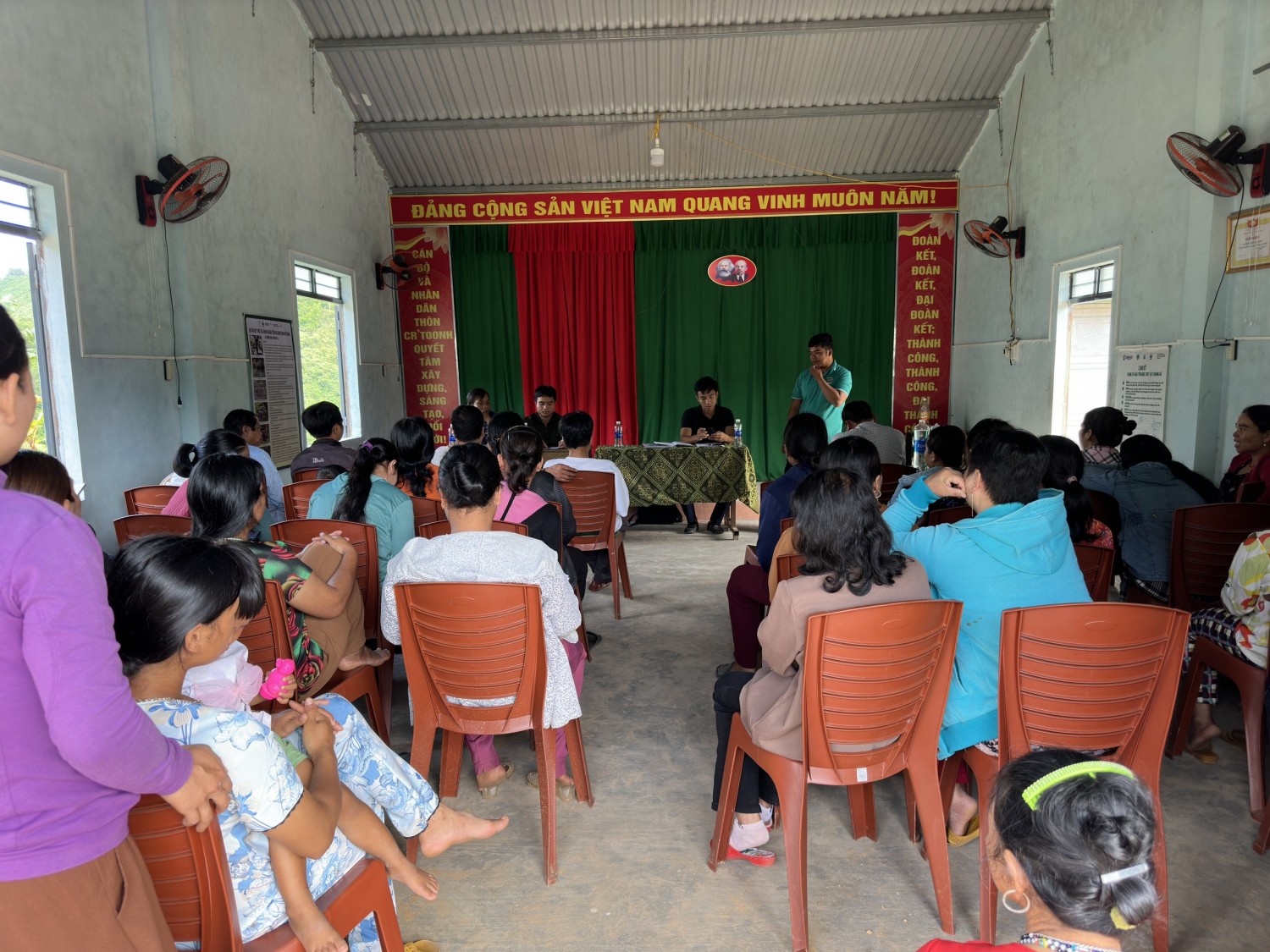 Thêm 6 cộng đồng dân cư thôn được hưởng lợi trực tiếp từ Dịch vụ môi trường rừng.